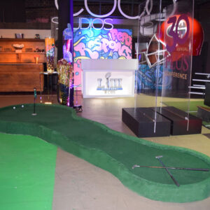 Indoor putting green