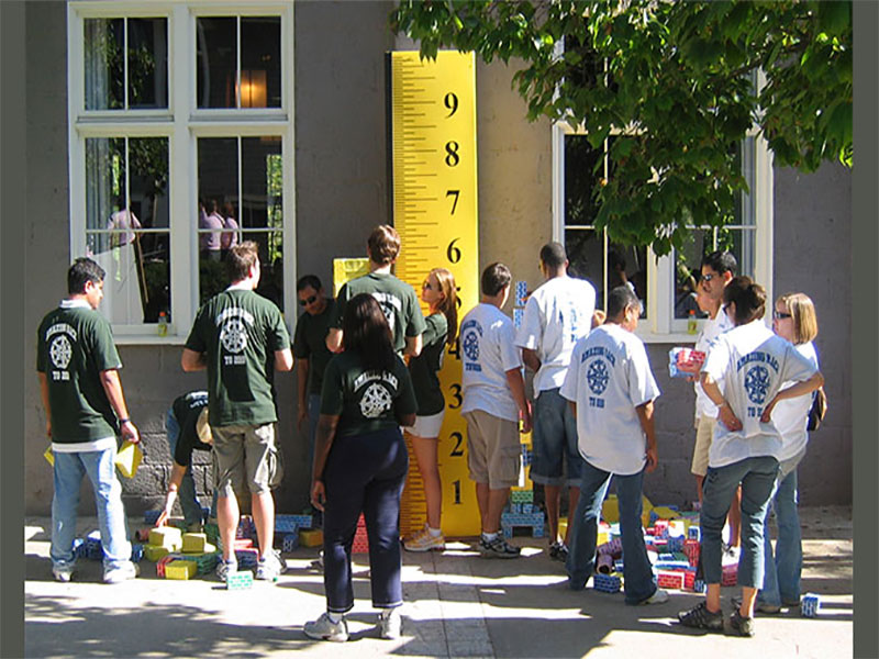 Building challenge for teams